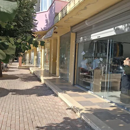Ema شقة بورغراديك